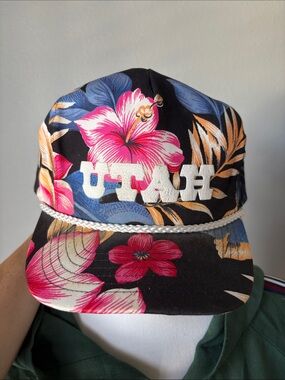 Tropical UTAH Rope-Trim Trucker Hat - Black & Pink